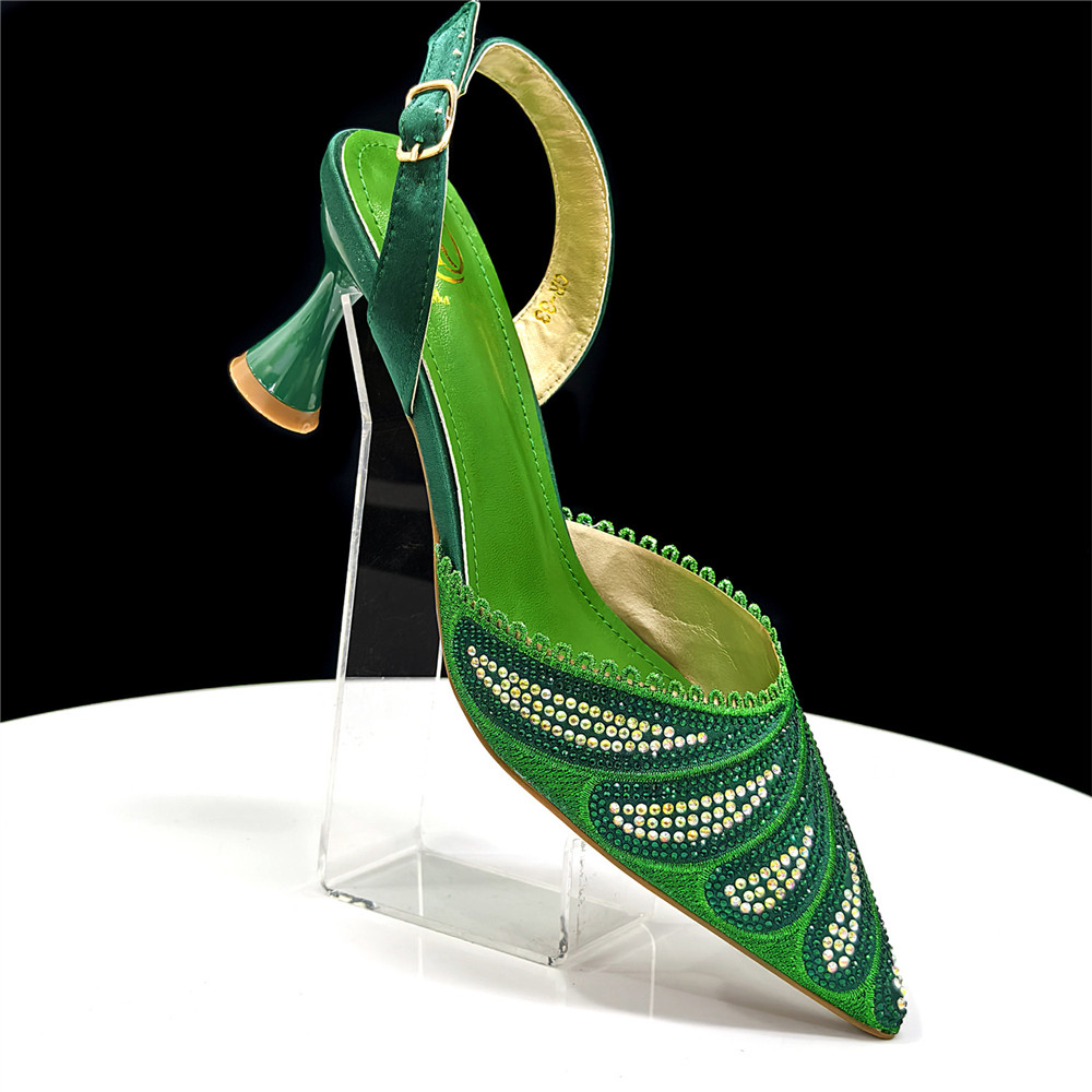 Funkelnde grüne Strass-Pumps m – Women Bags Green Bewertung und Preis